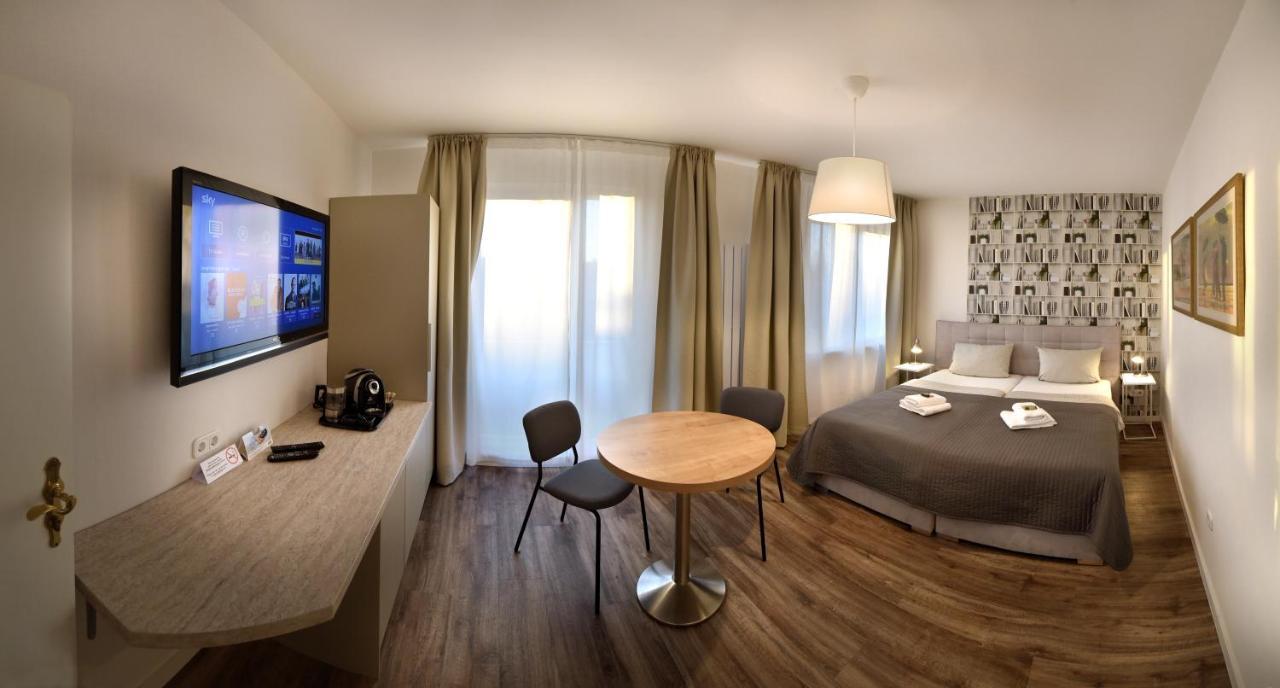 Buergerhof Hotel