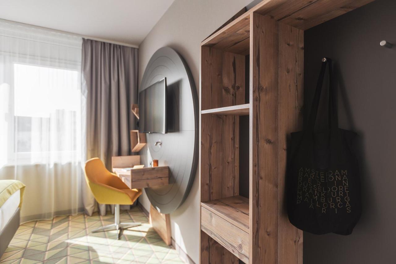 - The Niu, Mill Muelheim, An Ihg Hotel Cologne