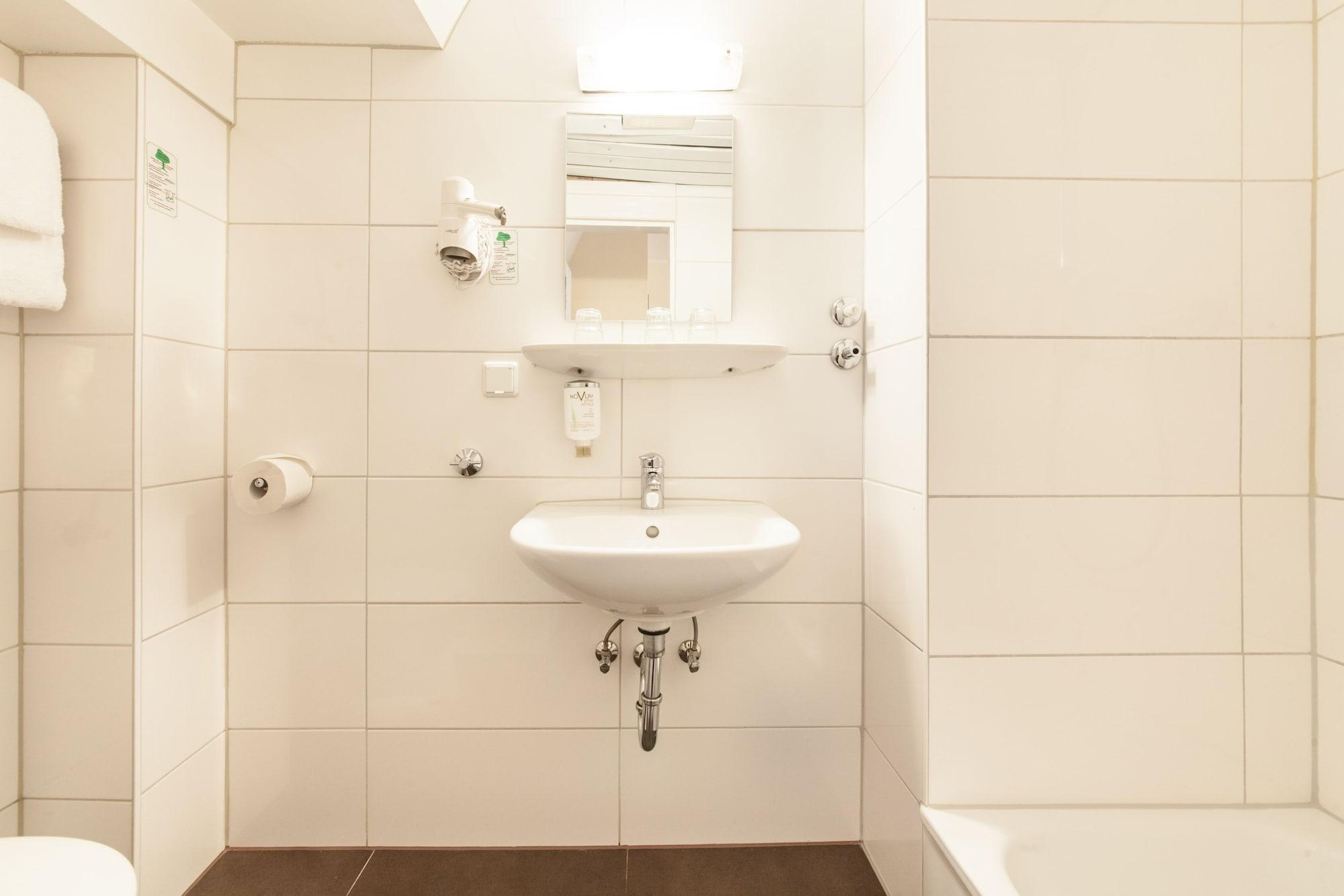 Ahl Meerkatzen Hotel Keulen