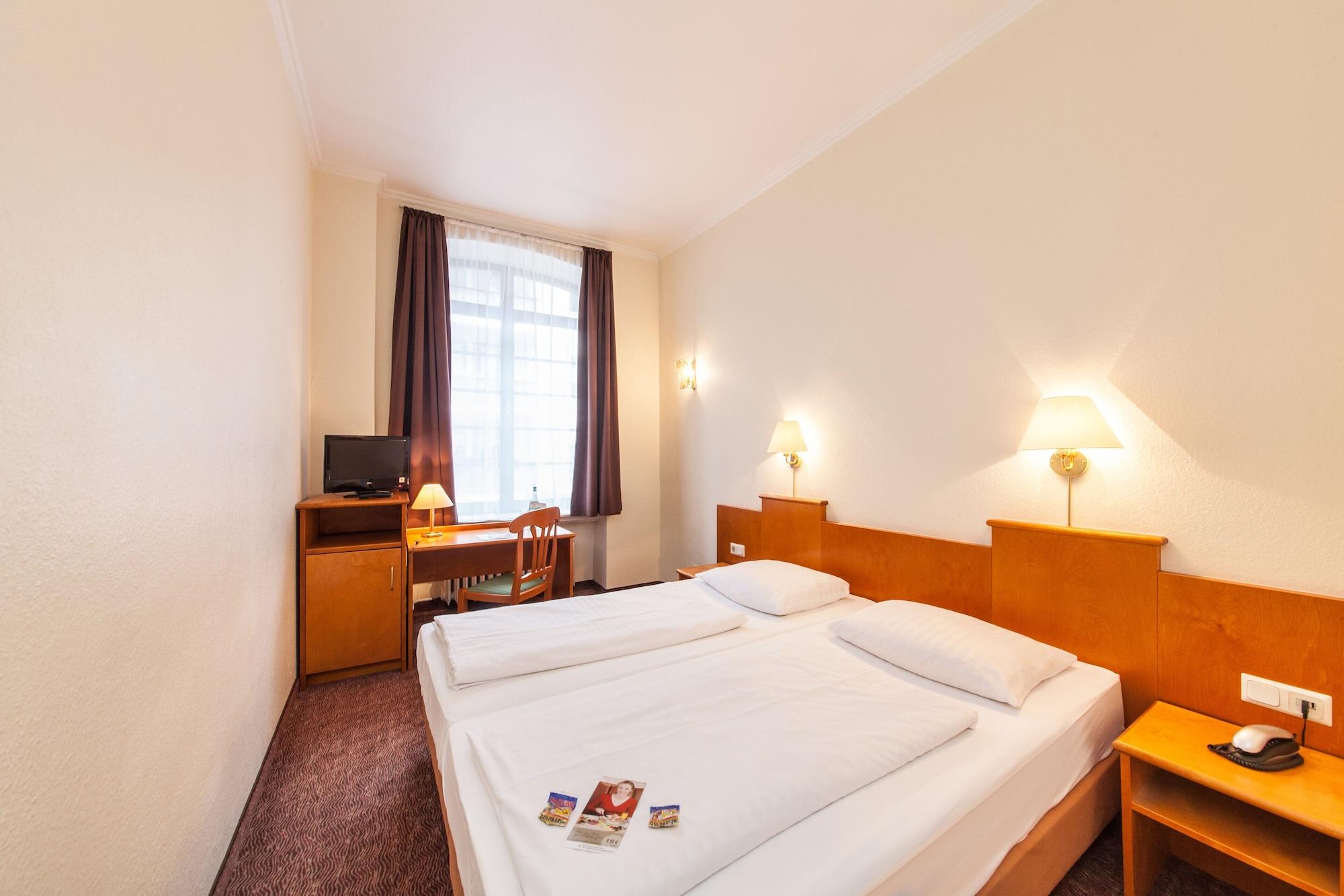 Ahl Meerkatzen Hotel 3*
