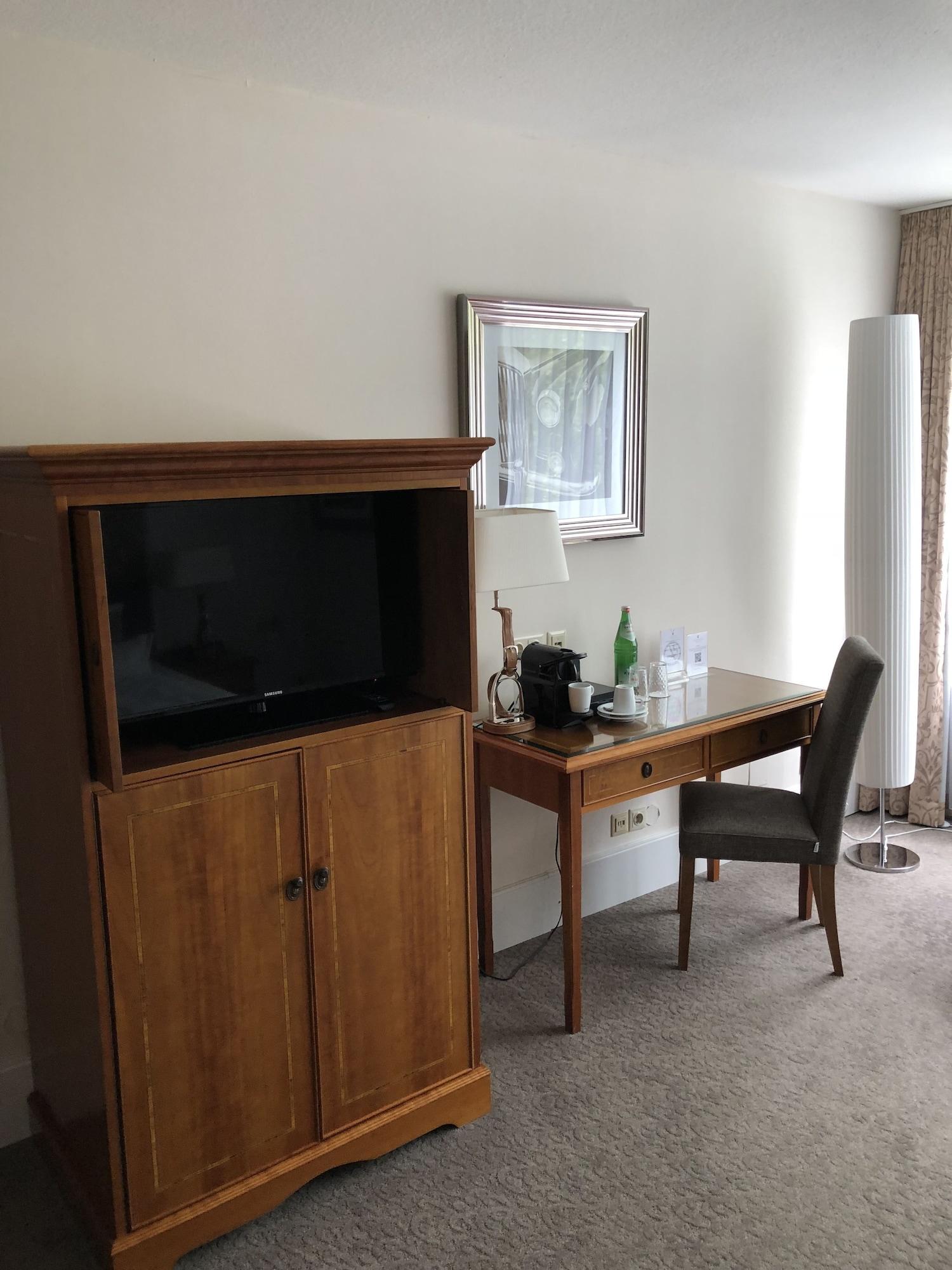 Hotel The Ascot