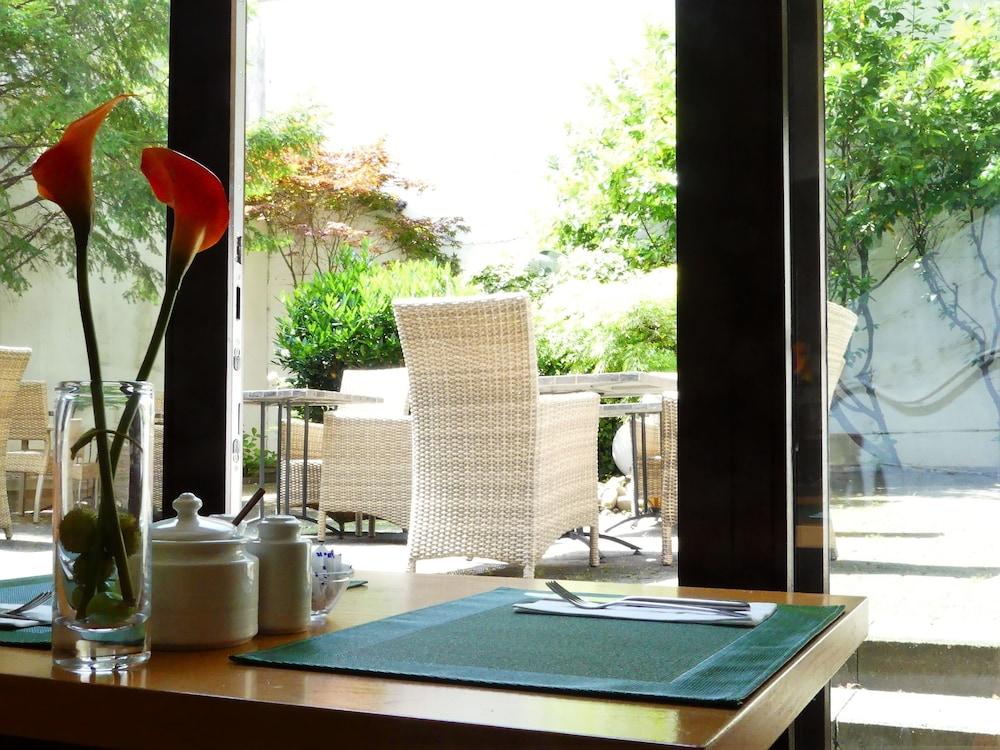 The Ascot Hotel Cologne