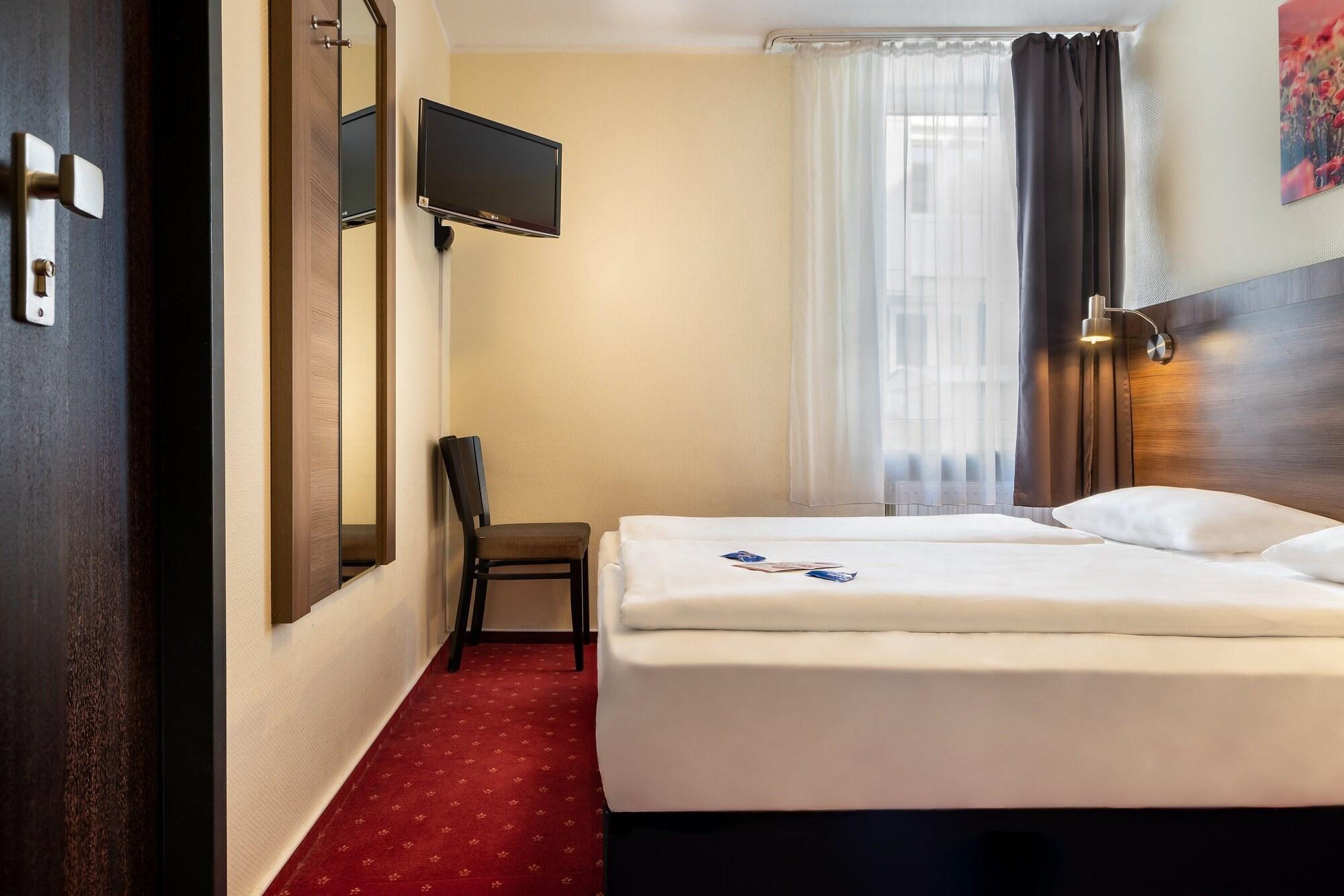 Novum Leonet Altstadt 3*