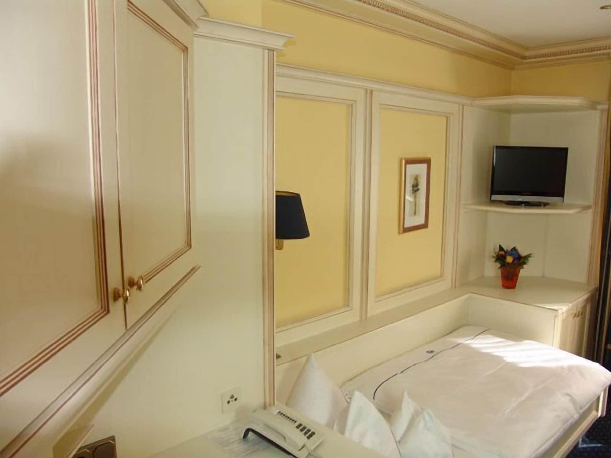 Hotel Coellner Hof 3*