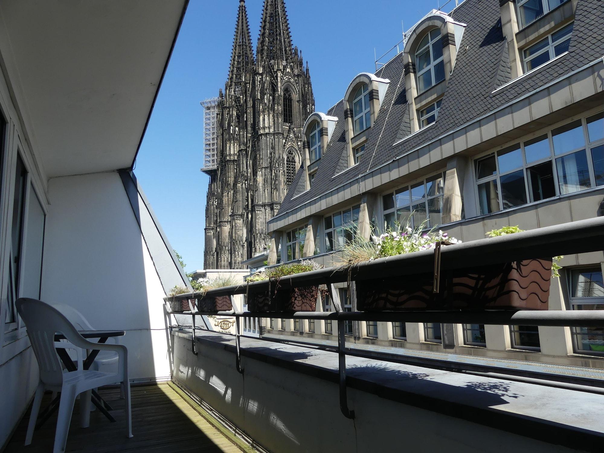 Callas Am Dom Hotel