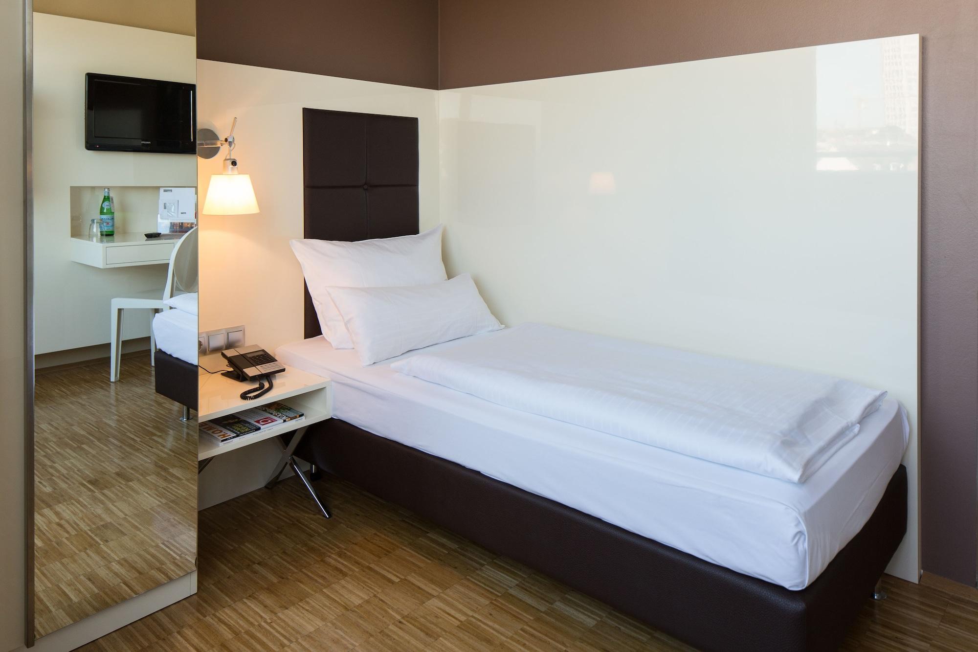 Santo Hotel 4*