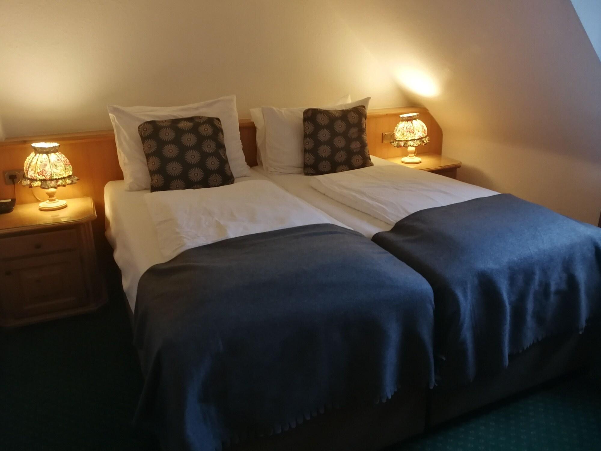 Hotel Allegro