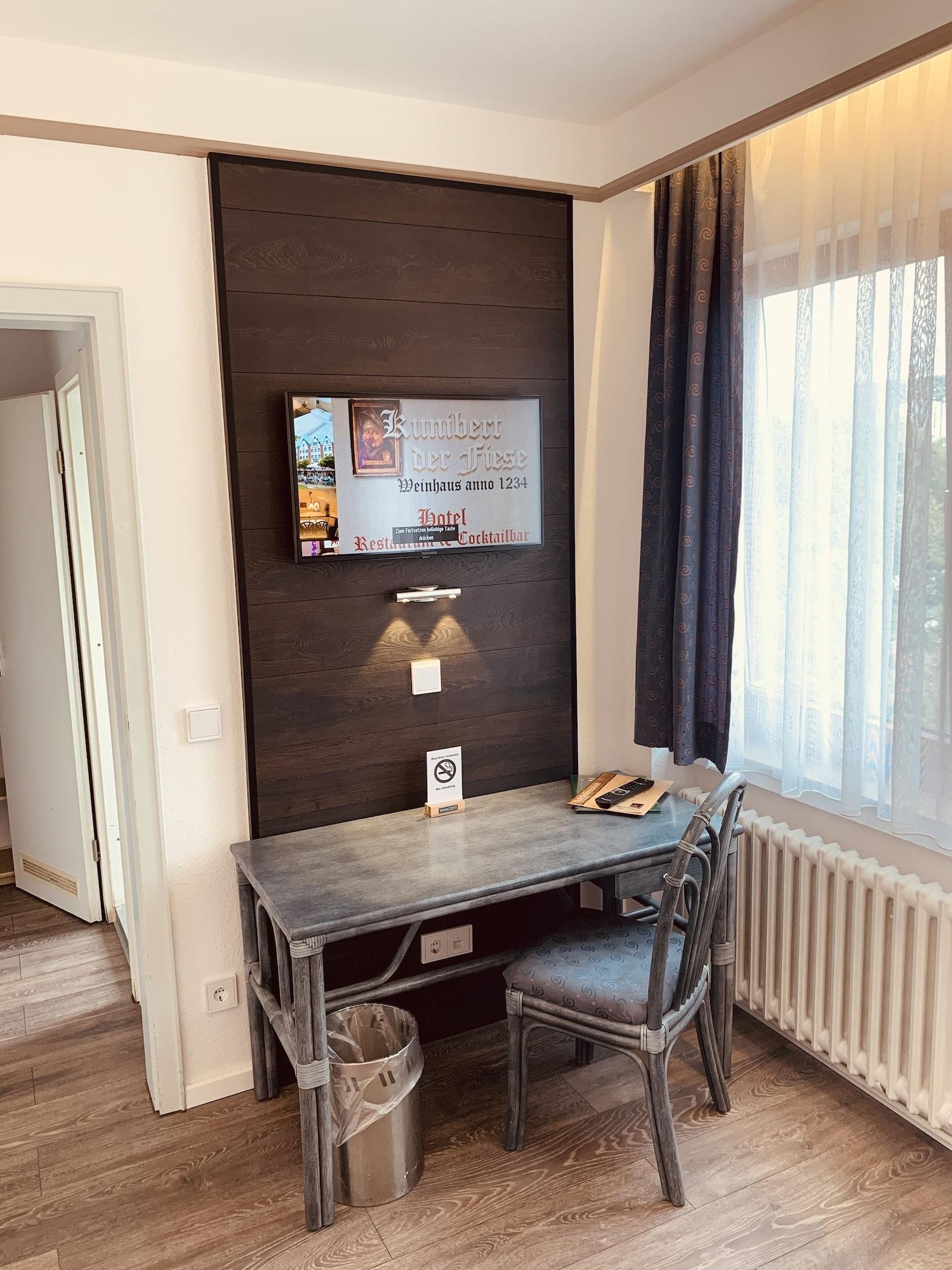 Kunibert Der Fiese Hotel Cologne