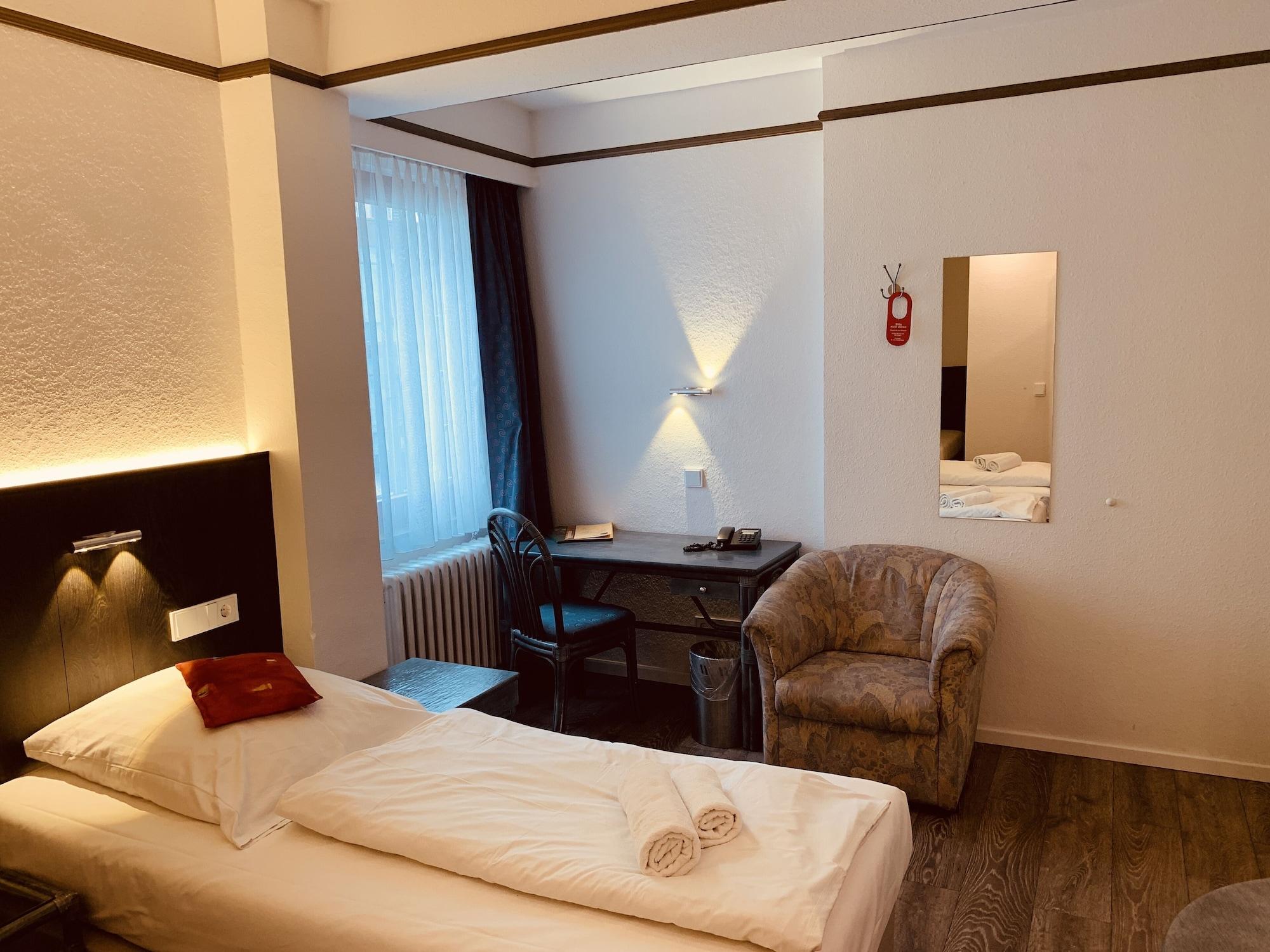 Kunibert Der Fiese Hotel Cologne