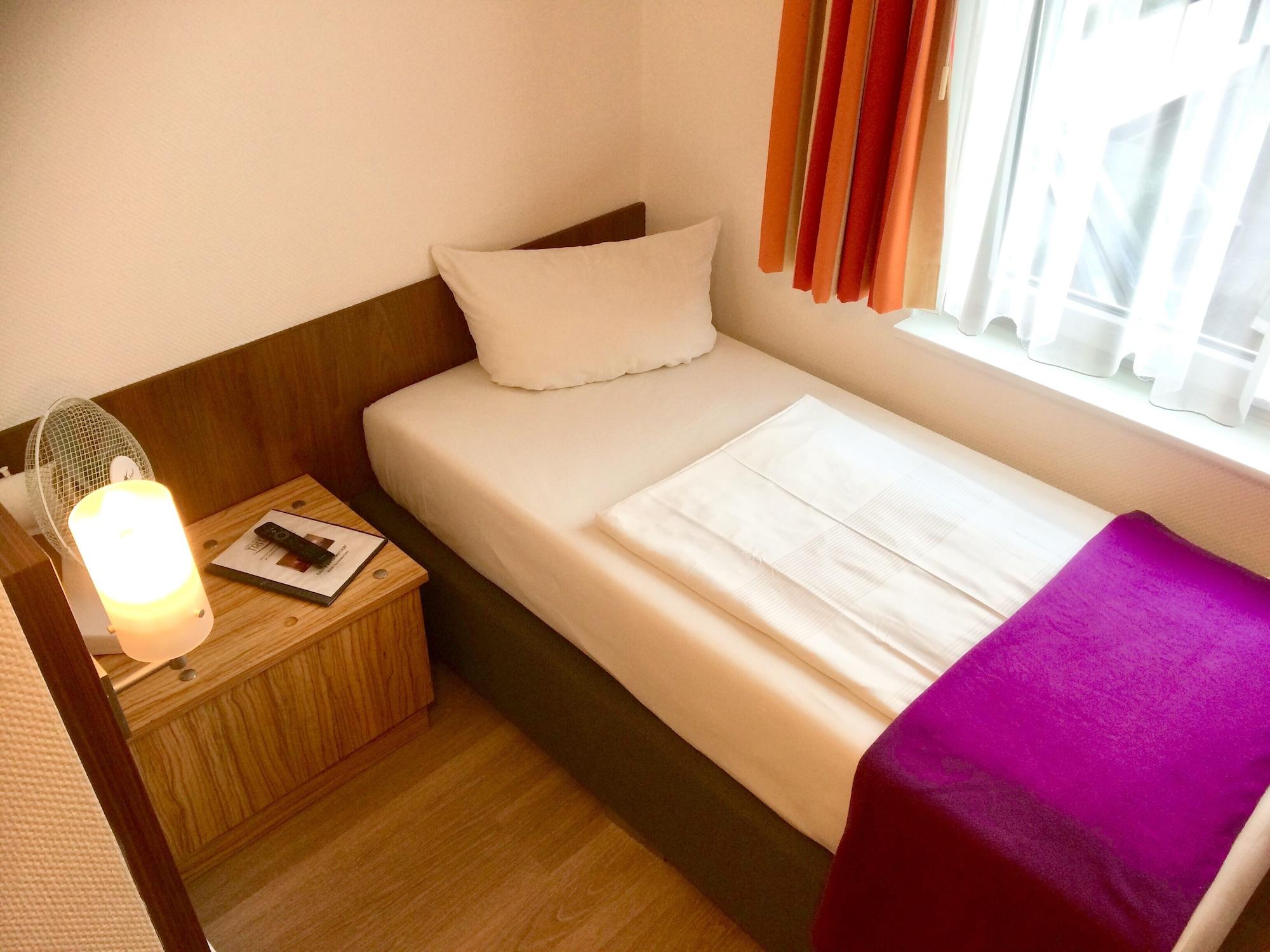 Hotel Triton