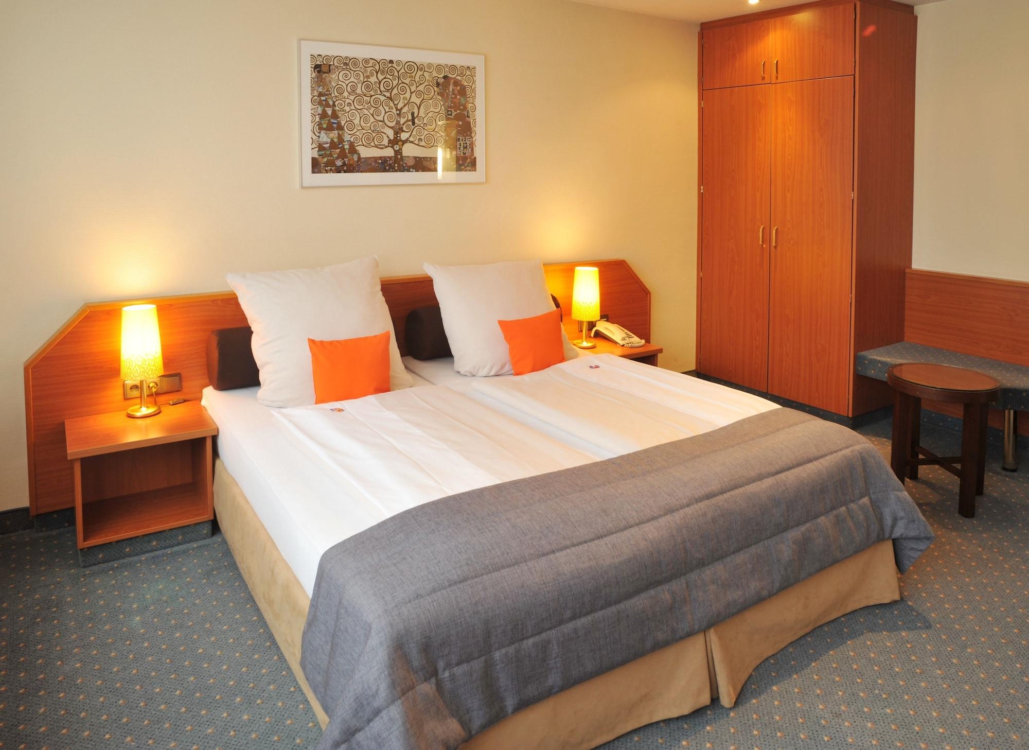 Servatius Hotel 3*