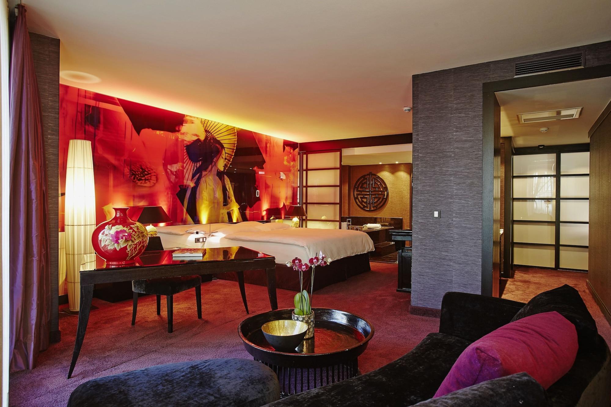 Savoy Colonia