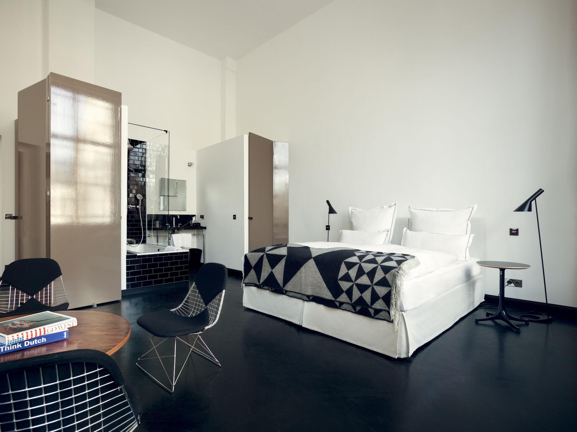 The Qvest Hideaway Hotel 4*