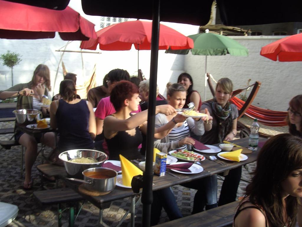 Pathpoint - Backpacker Hostel *