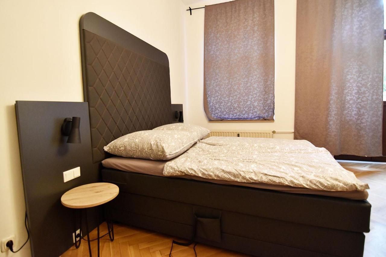 Apartment One In