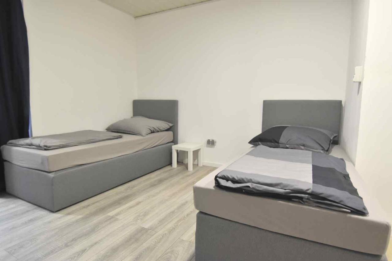 Apartment Monteurzimmer Mit Pantry-kueche In Cologne