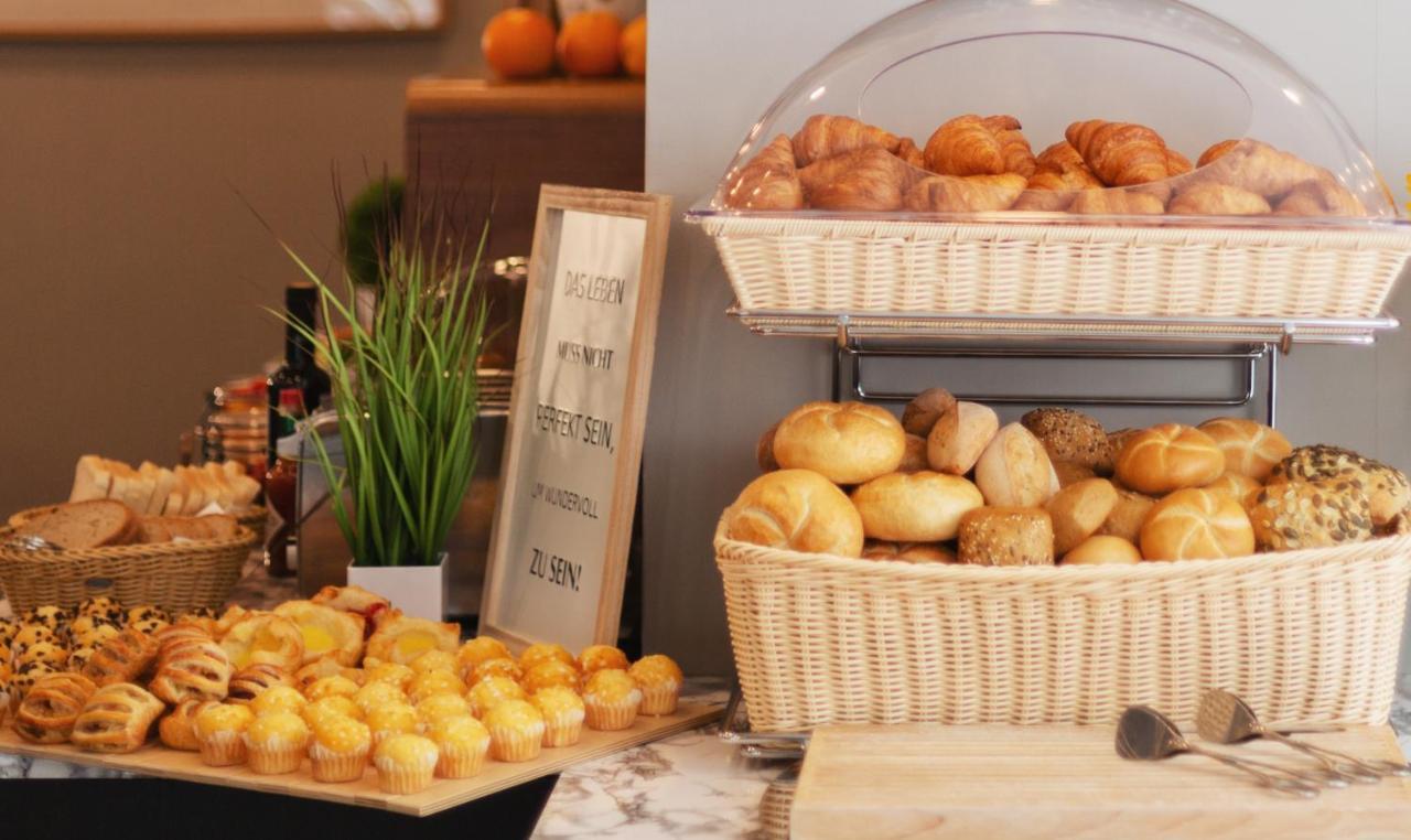 Novum Leonet Altstadt Hotel 3*