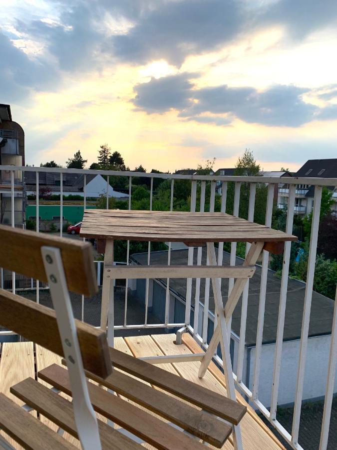 Schoene 3-zimmer-wohnung In Koeln-brueck Mit Eigenem Parkplatz Apartment *