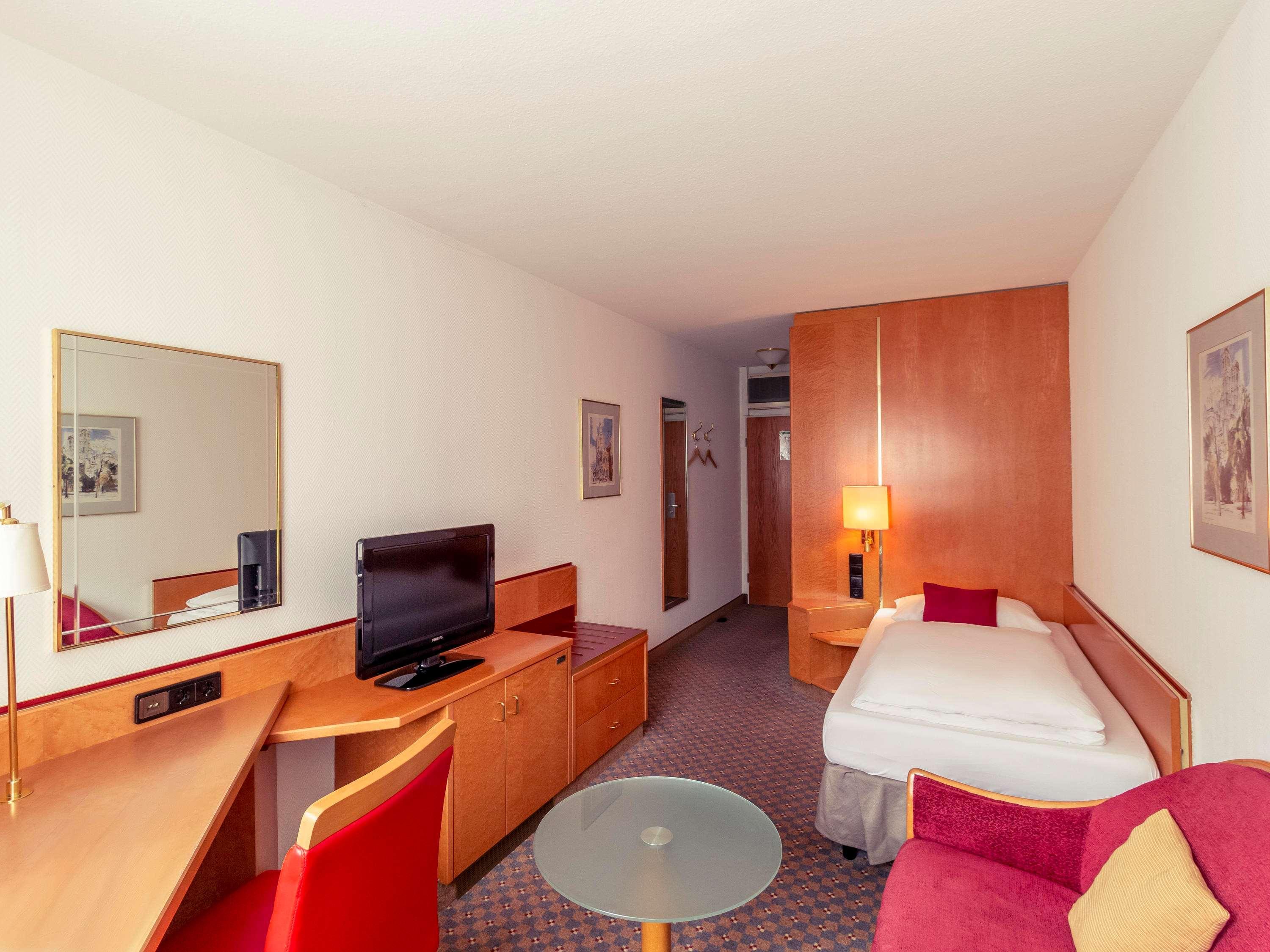 Mercure Friesenstrasse Hotel