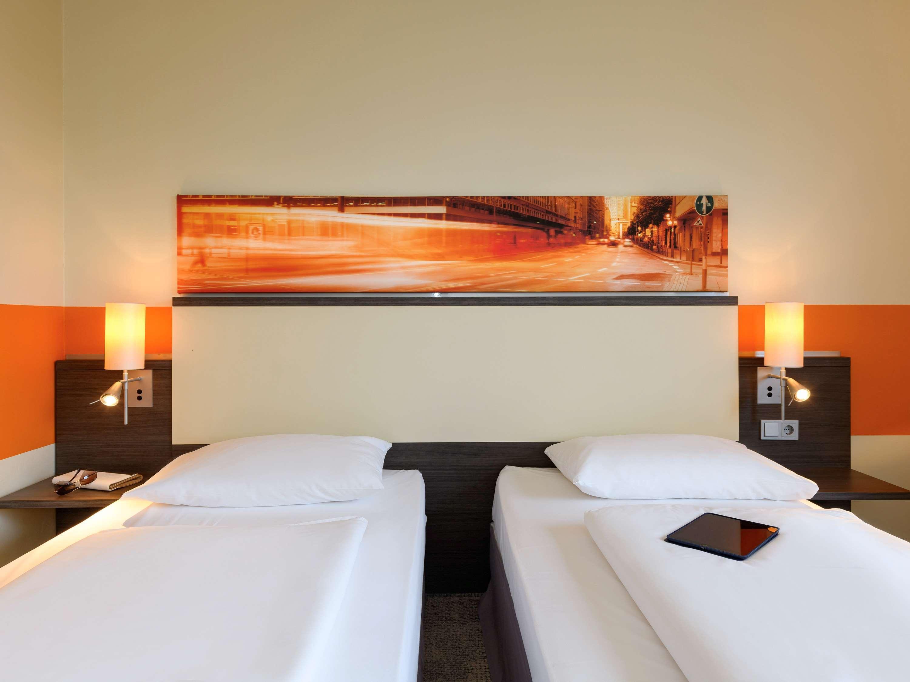 Mercure West