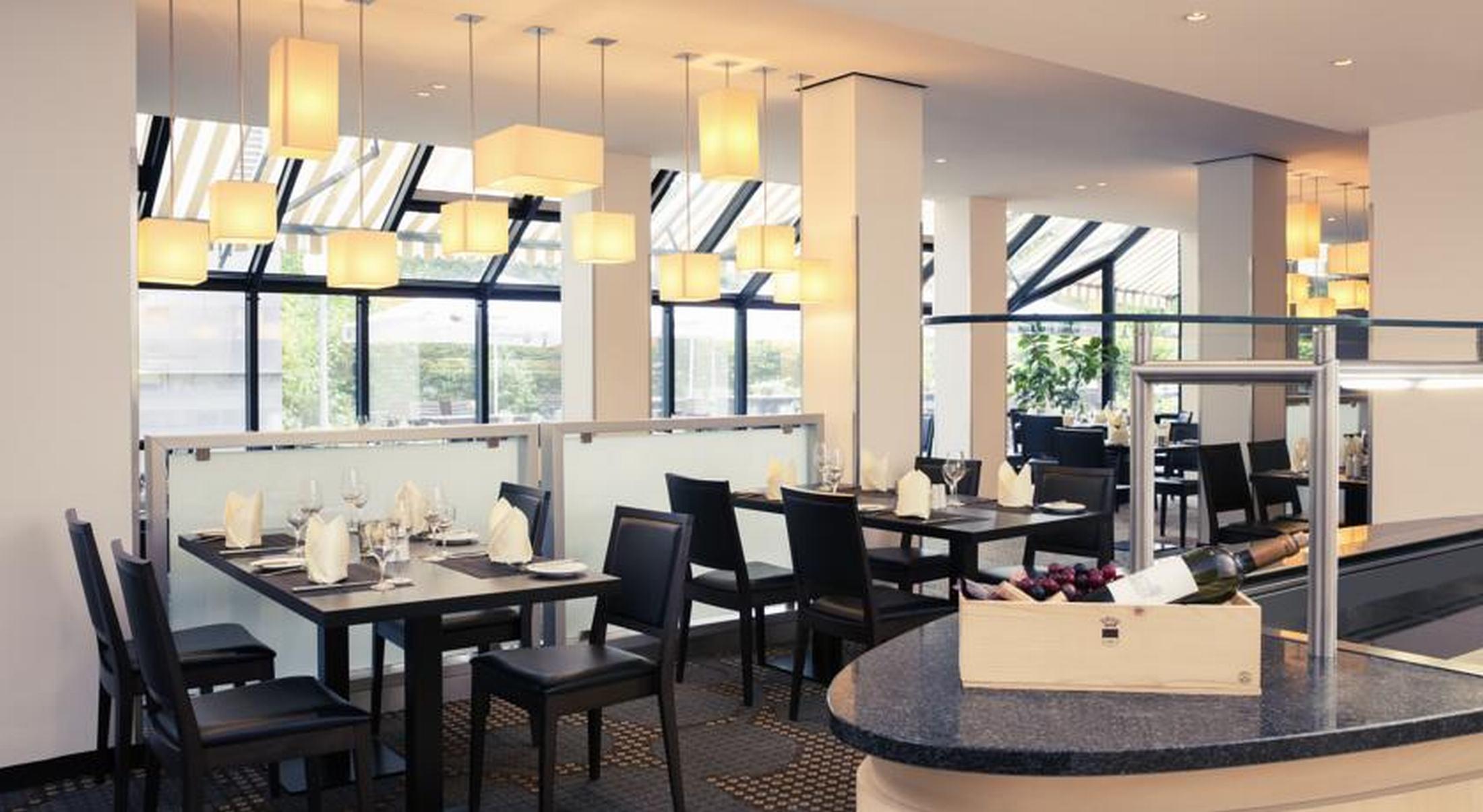 Mercure West