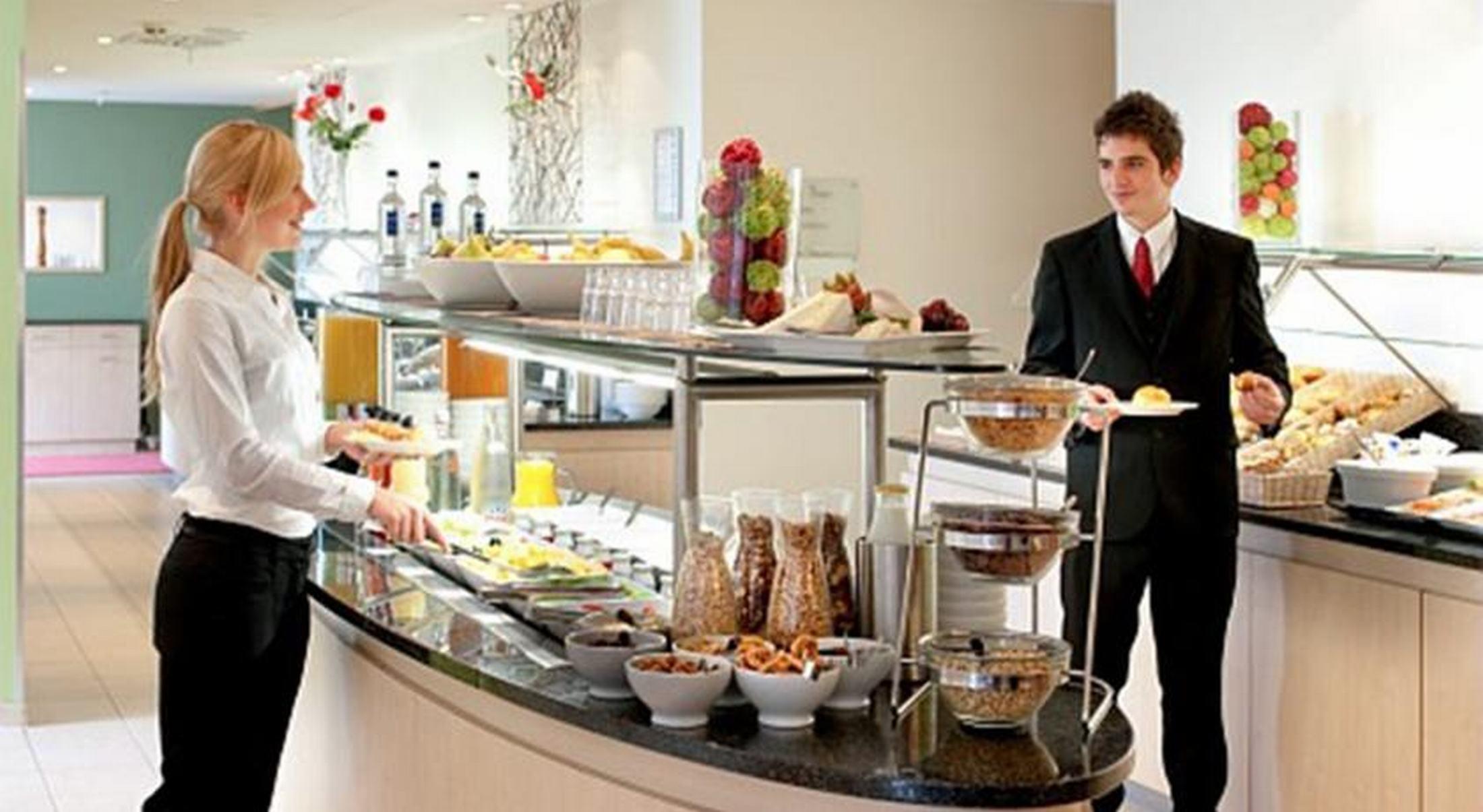 Hotel Mercure West