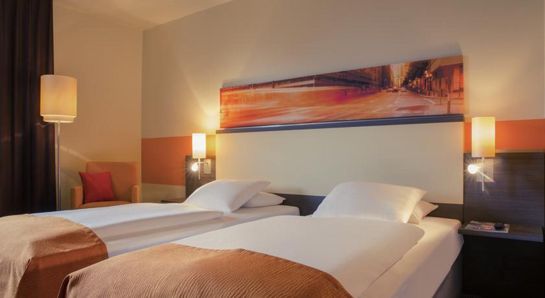 Mercure West 4*