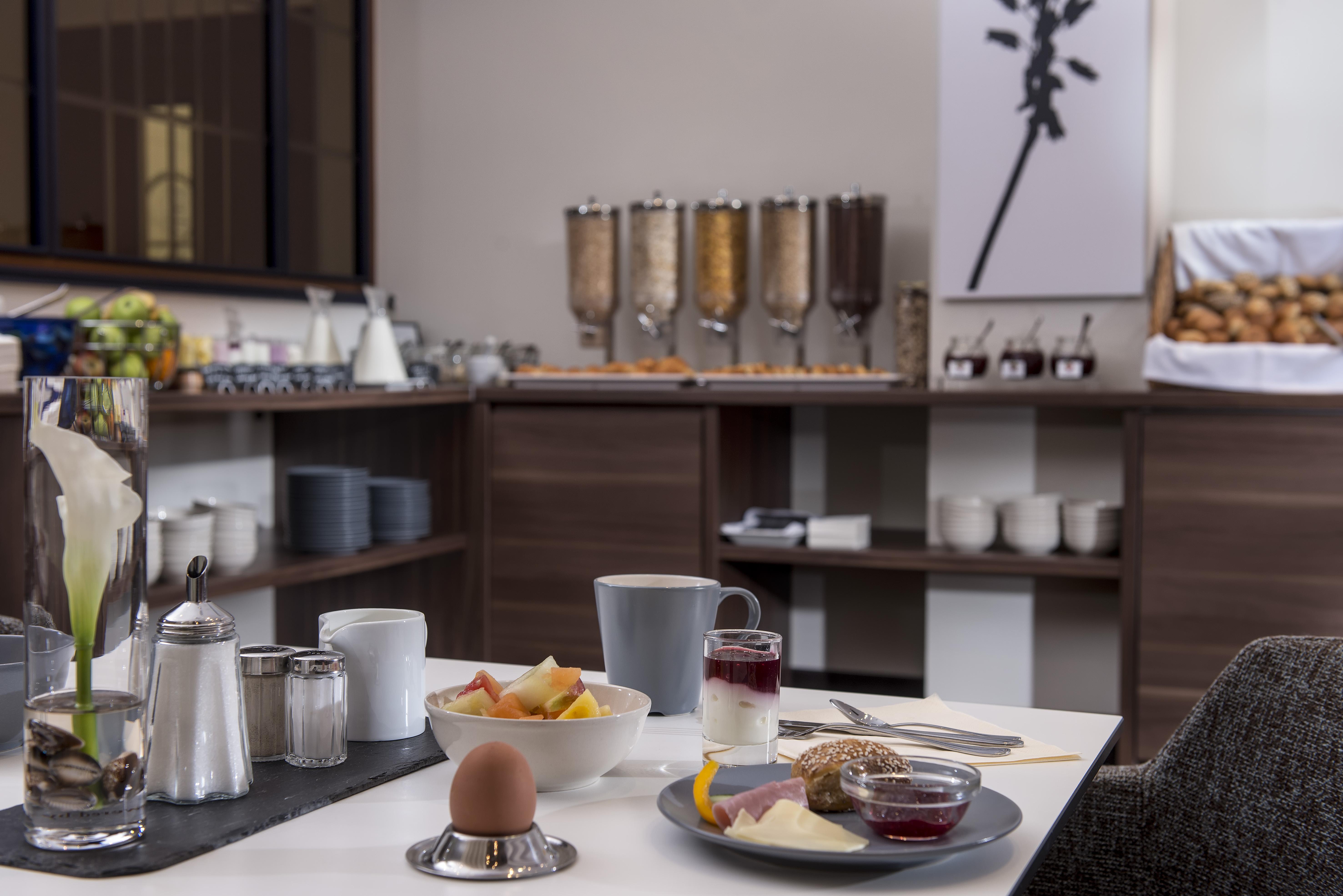 Hotel Tryp By Wyndham Centre Cologne