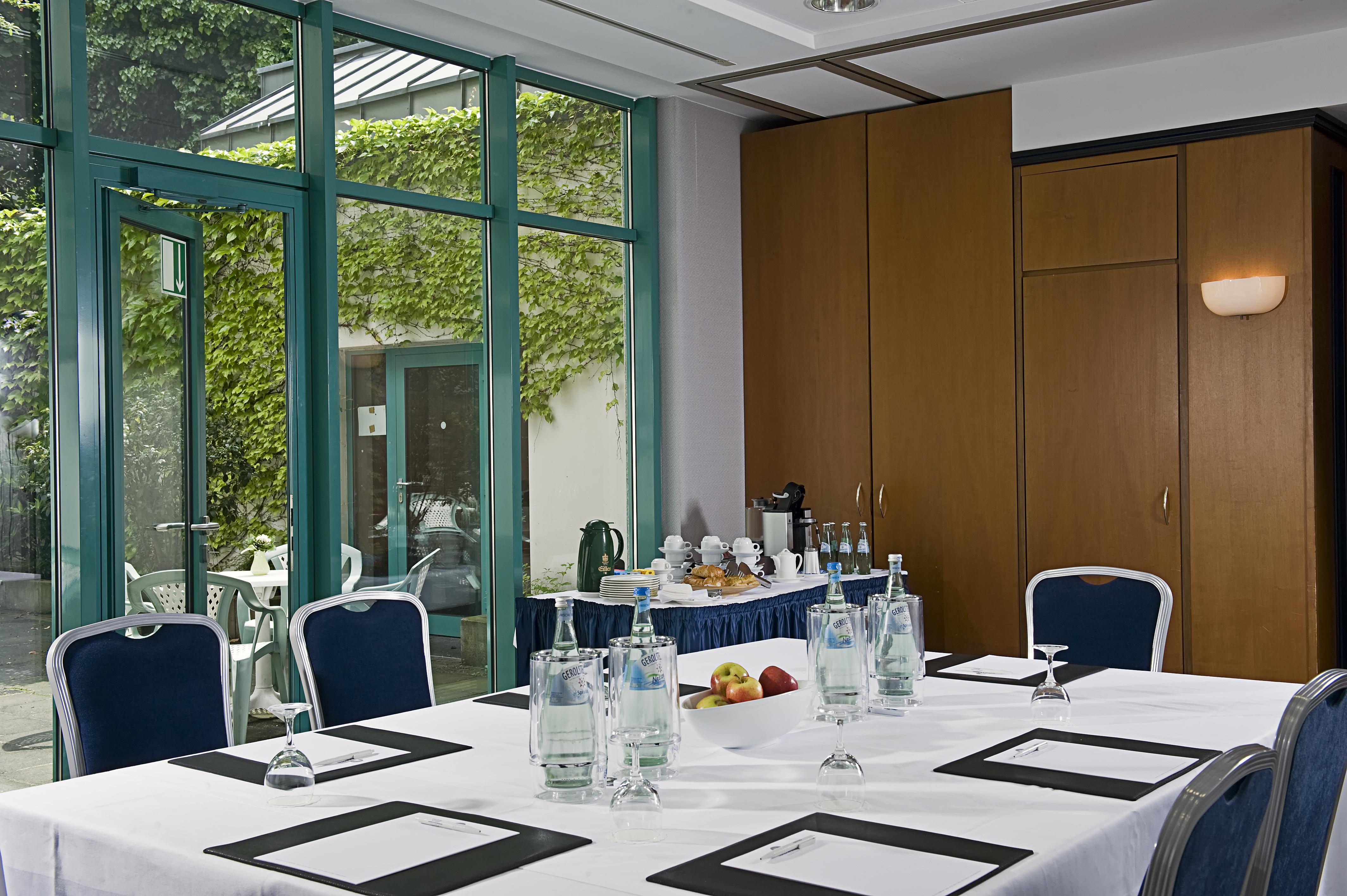 Tryp By Wyndham Centre Hotel