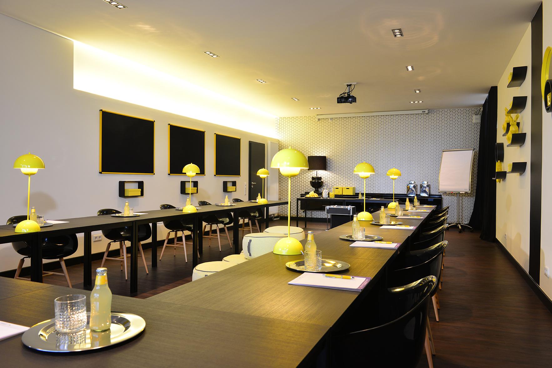 Friends Hotel Cologne