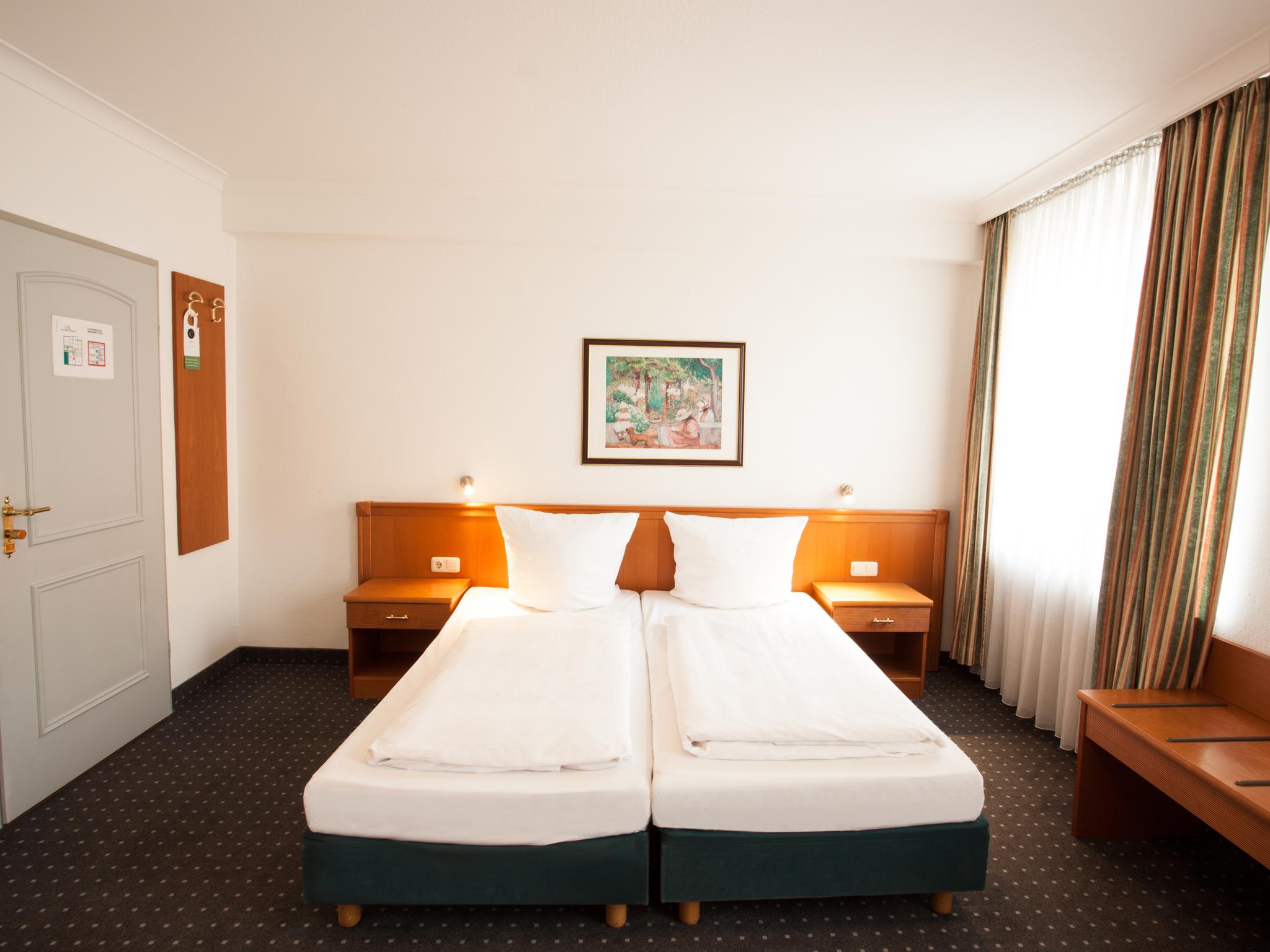 Centro Royal 3* Köln