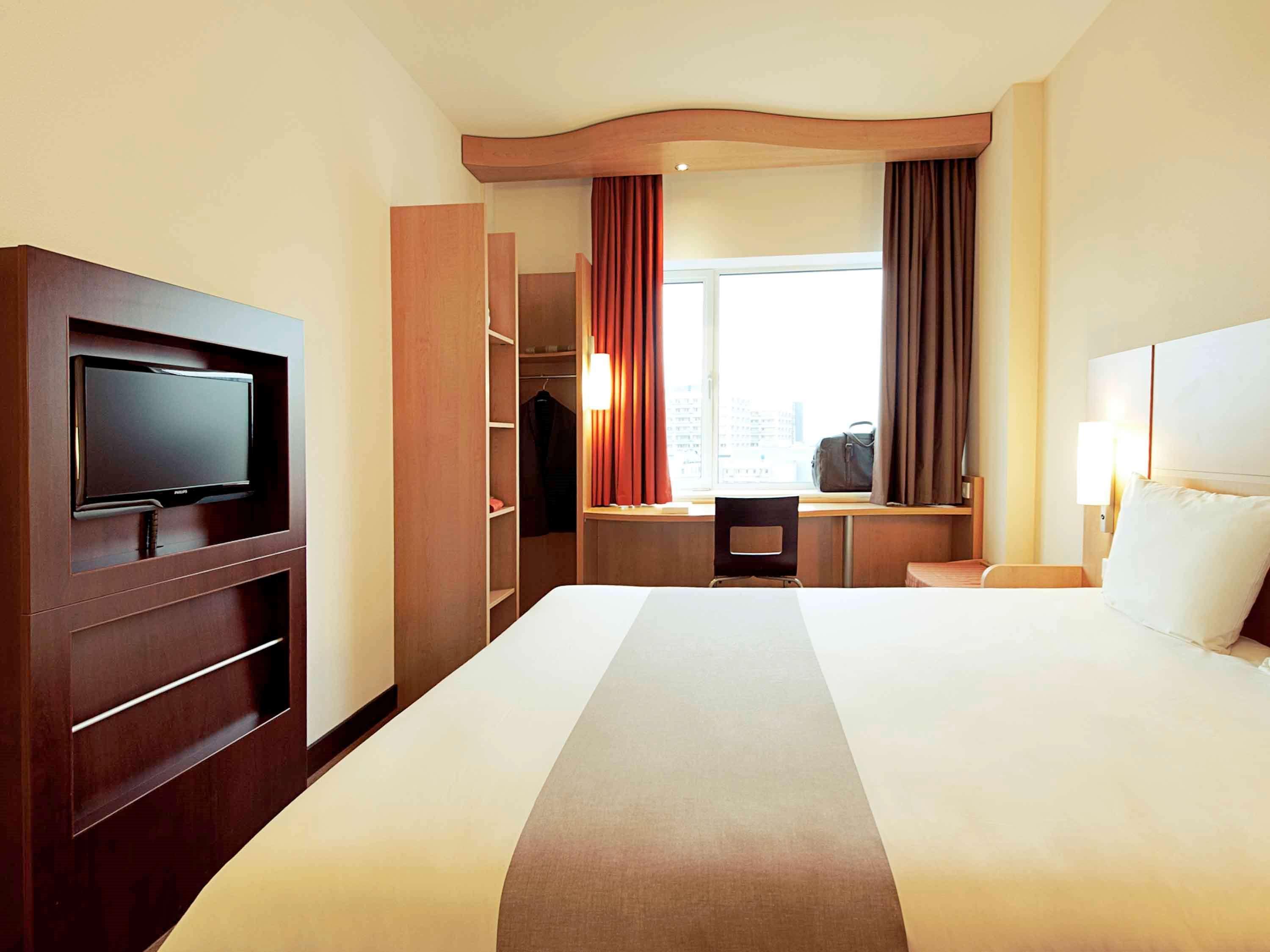 Hotel Ibis Airport