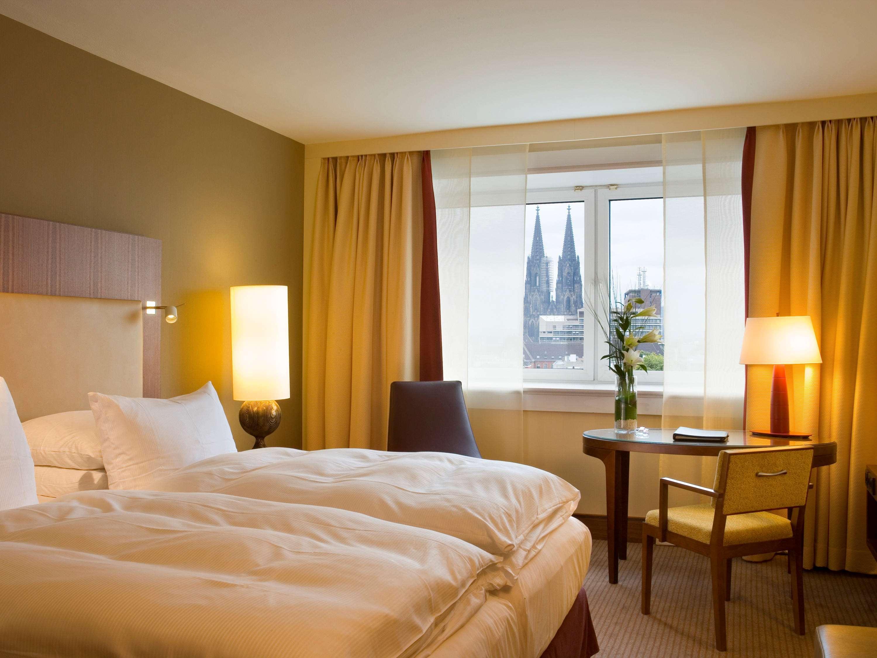 Pullman Hotel 4*