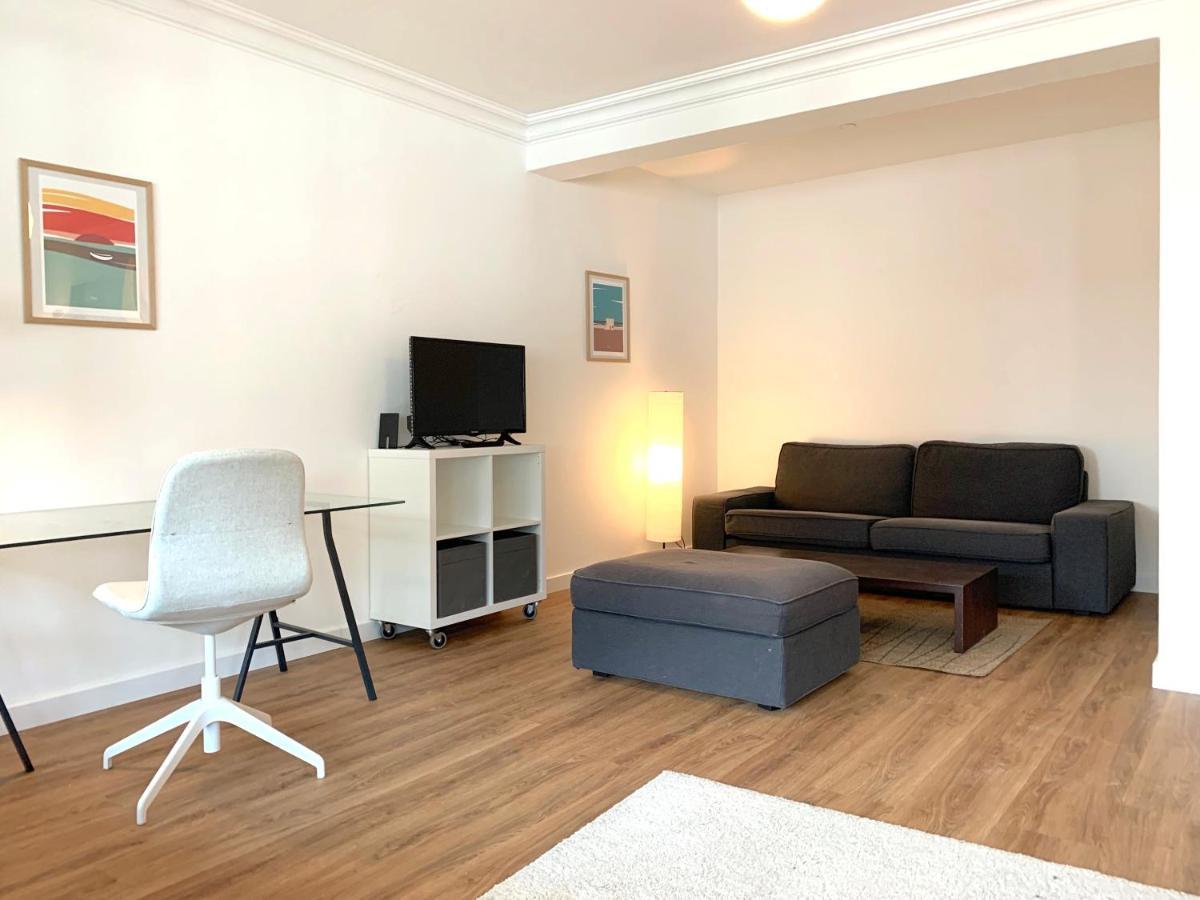 Schoene 3-zimmer-wohnung In Koeln-brueck Mit Eigenem Parkplatz * Cologne
