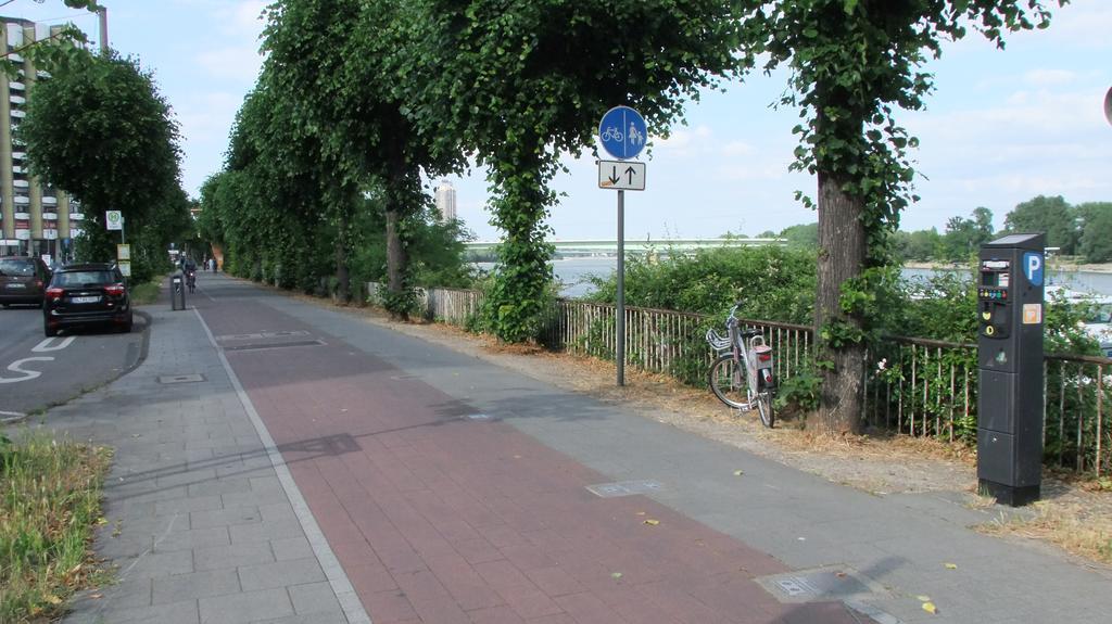 Unter Kahlenhausen Cologne