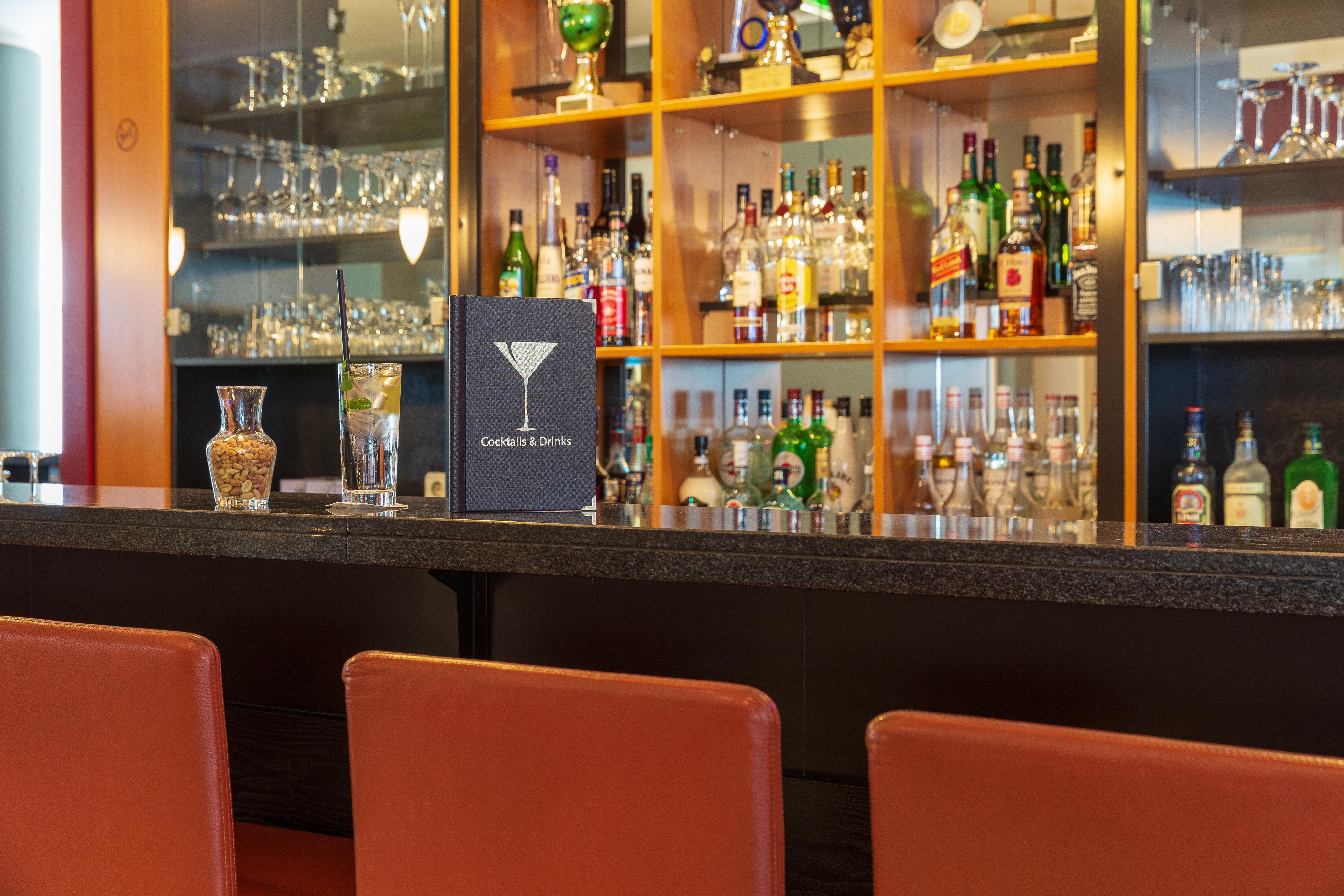 Hotel Plaza Premium 4*