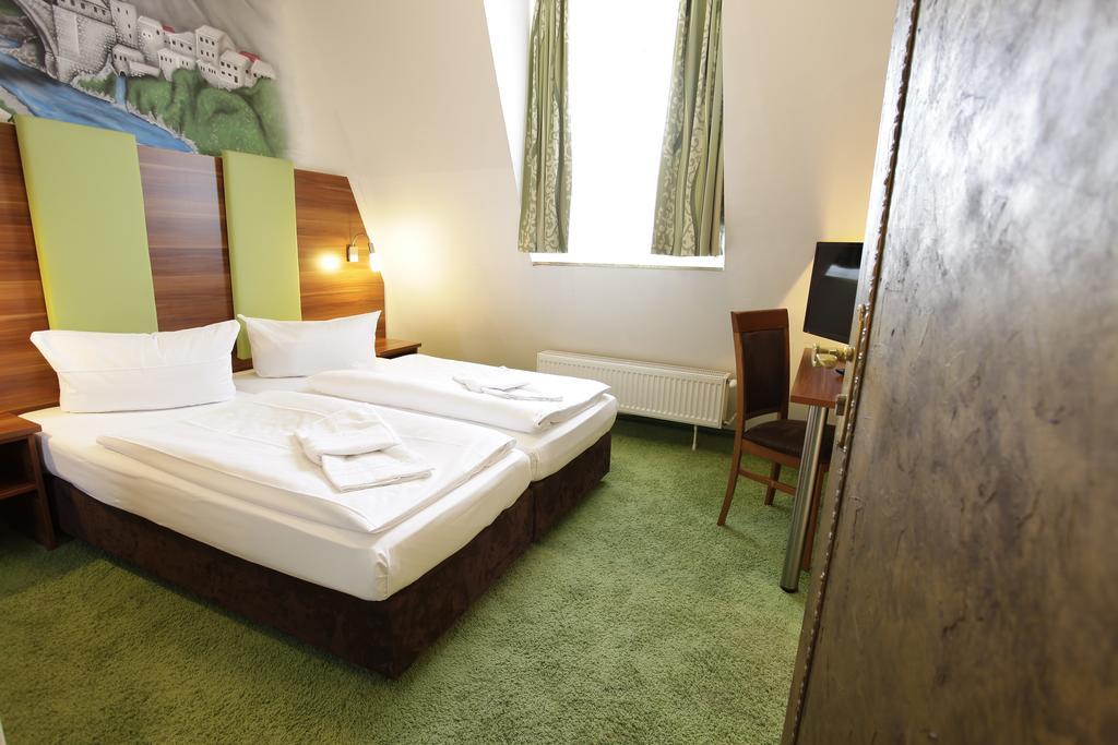 Warsteinerhof By Centro Comfort 3* Colónia