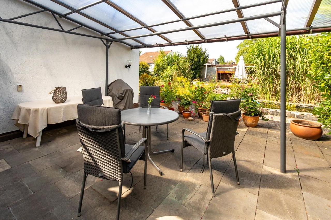Komfortwohnung City/messe 25 Min Ferienhaus