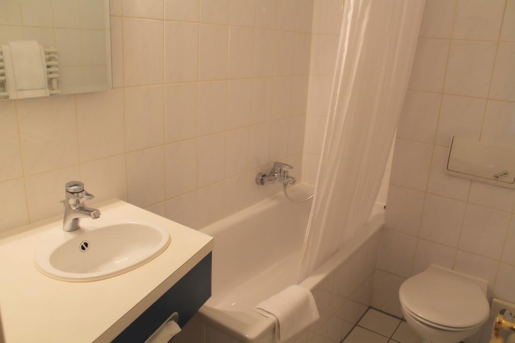 Hotel Appartel Am Dom 4*