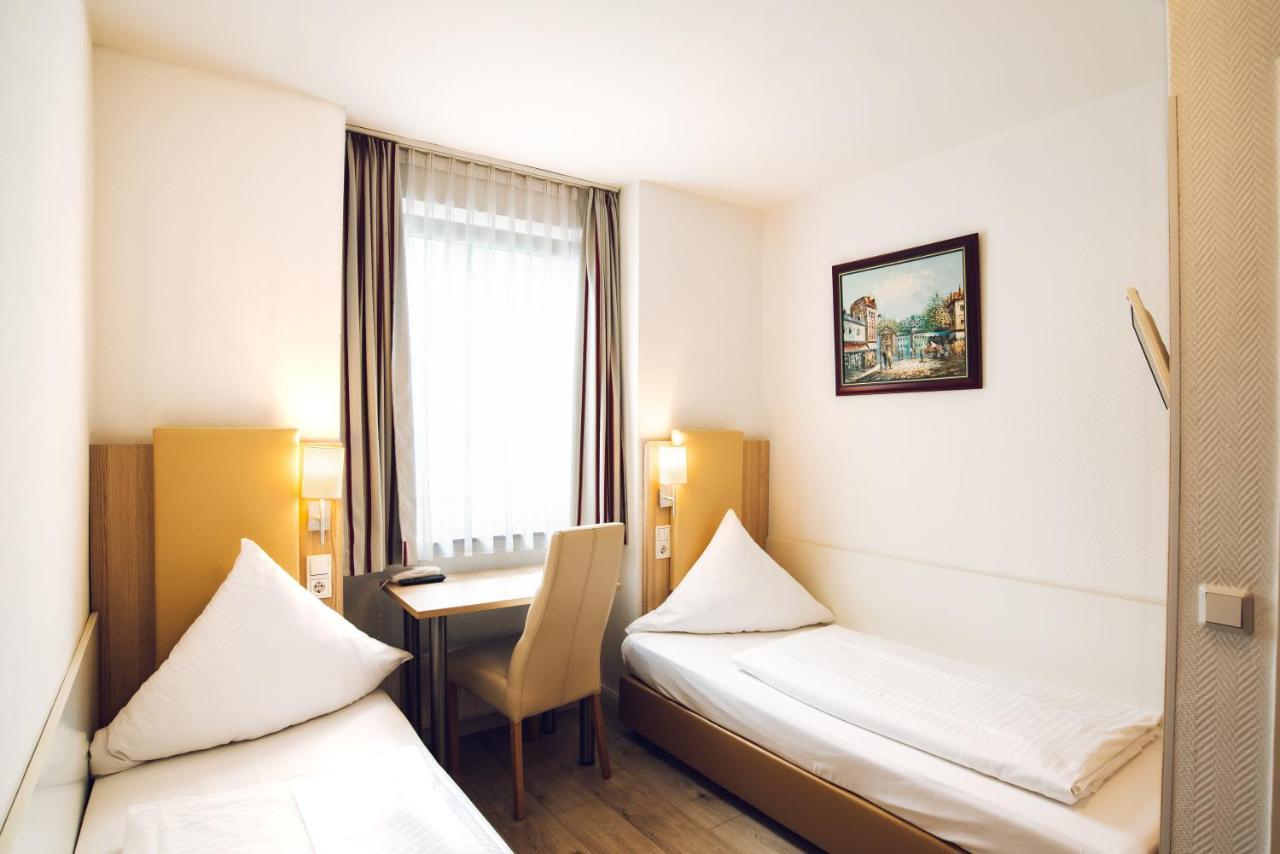 Domblick Garni 3* Cologne