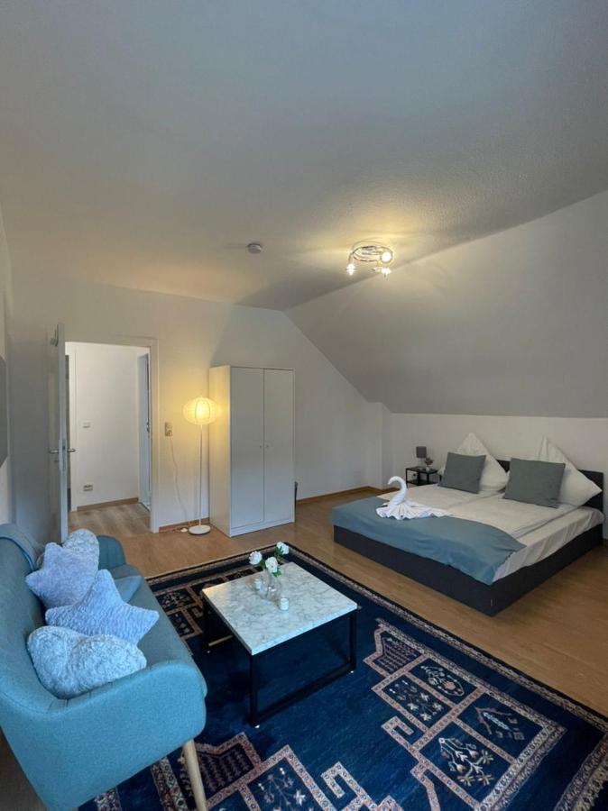 Apartment Riverside Attic Near The Chocolate Museum Cologne