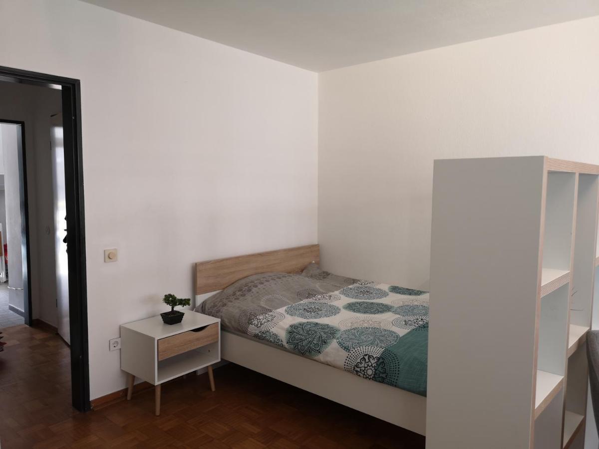 Cozy Am Chlodwigplatz Apartamento