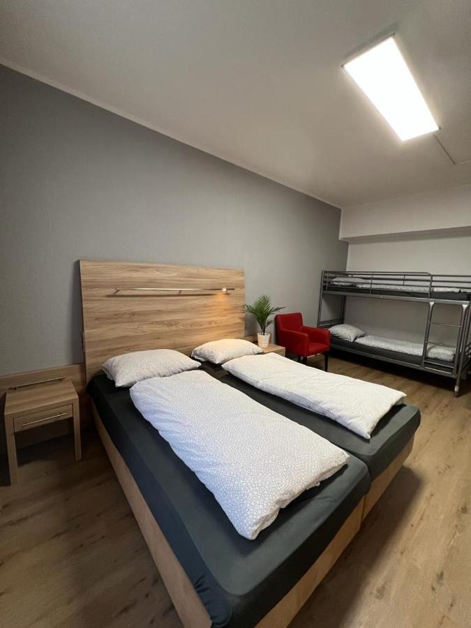 Black Sheep Hostel *