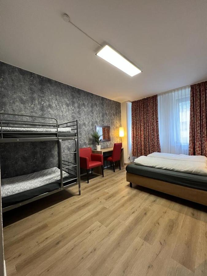Hostel Black Sheep *