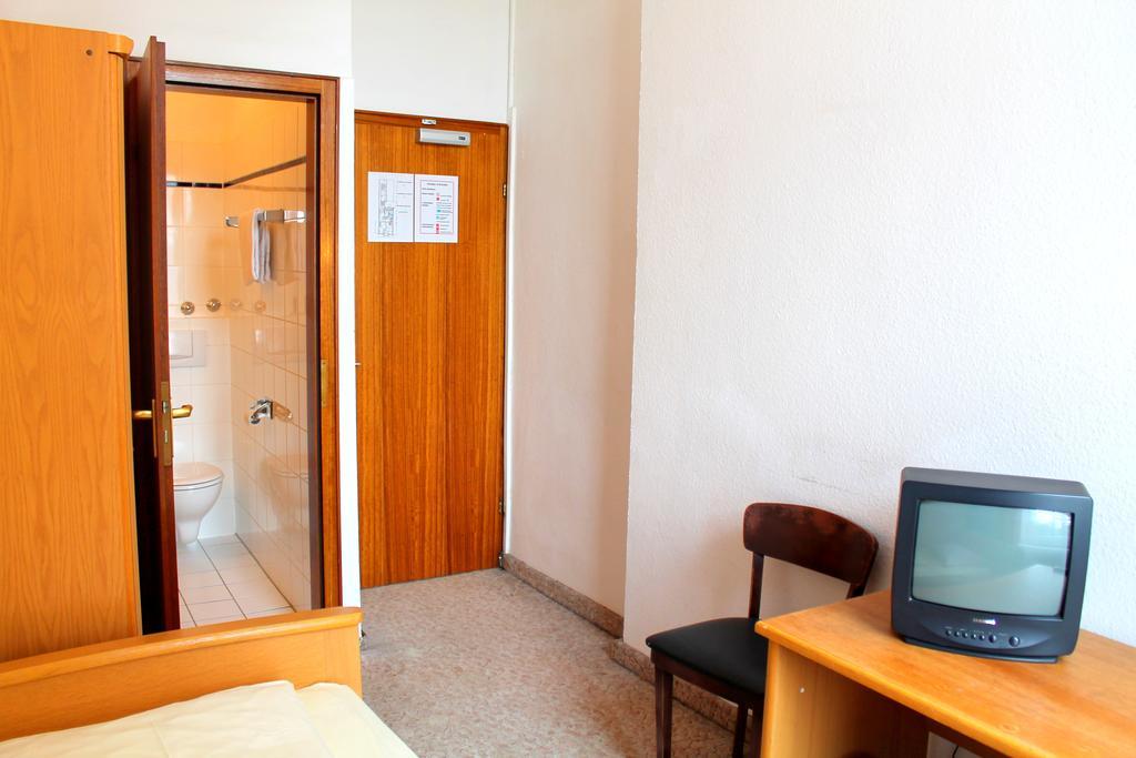 Europäischer Hof Am Dom Hotel 2*