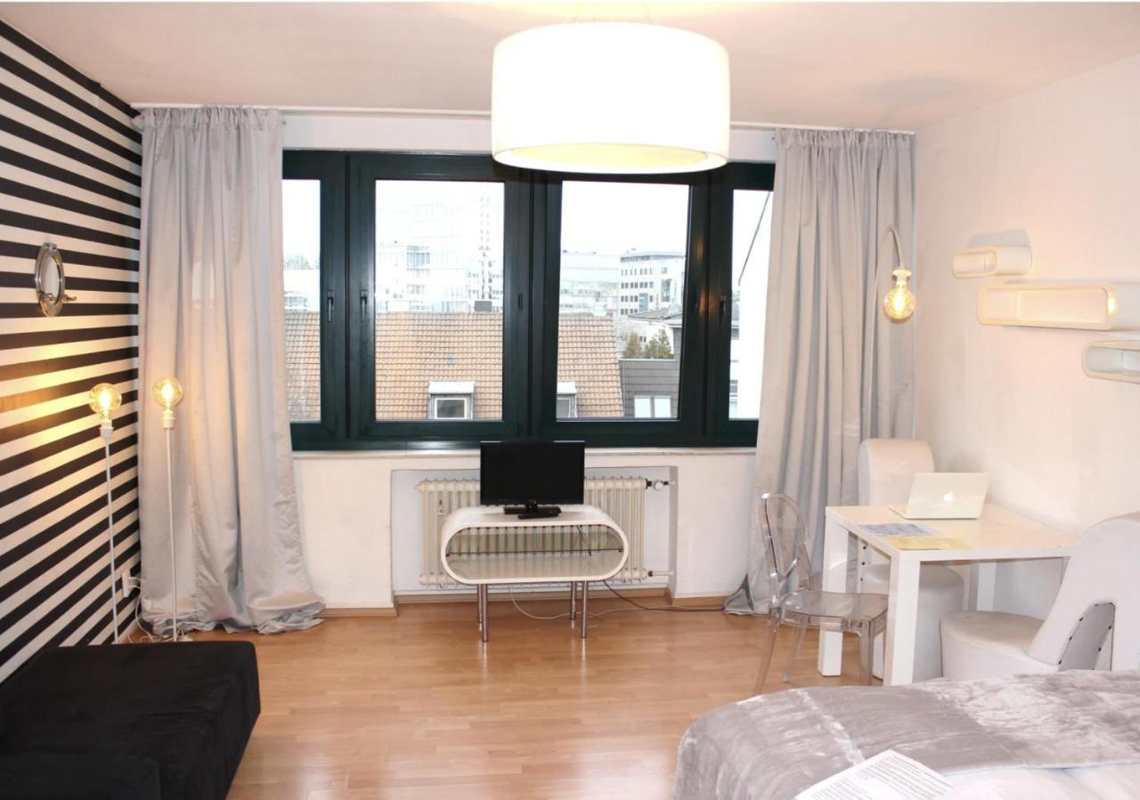 Apartment A-partment • Koeln- Mediapark