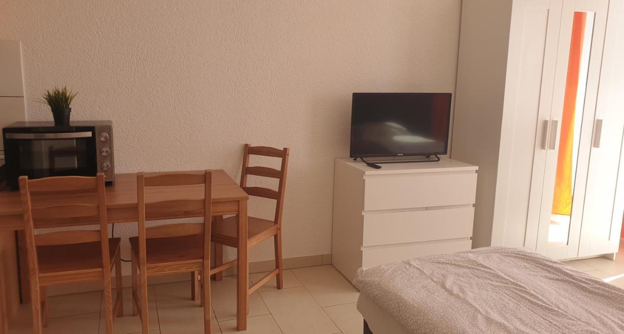 Workers-sleep-station Apartment Cologne