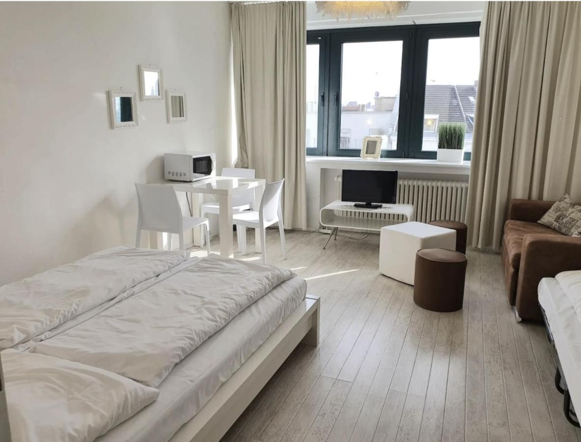 Apartment A-partment • Koeln- Mediapark *