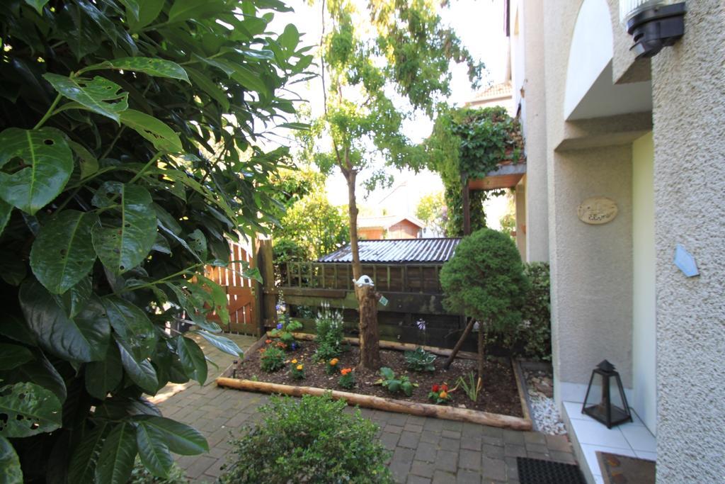 Am - Homestay Cologne