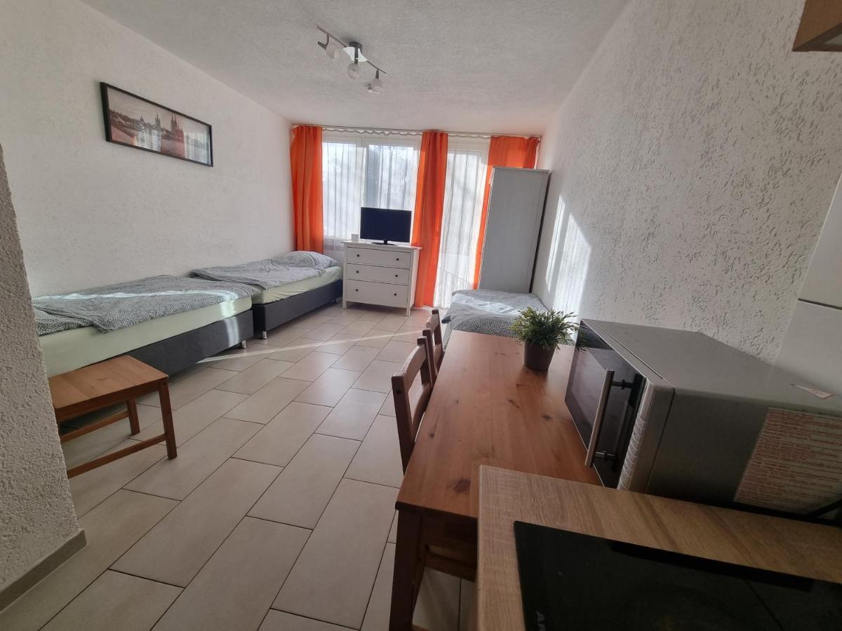 Workers-sleep-station Apartment *